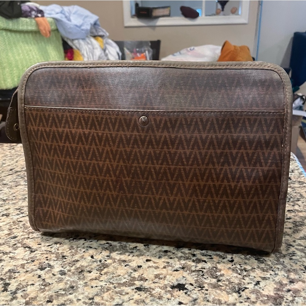 EUC Authentic Mario Valentino Brown PVC Logo Pouch Made in Italy VTG Clutch Bag! - Picture 2 of 11